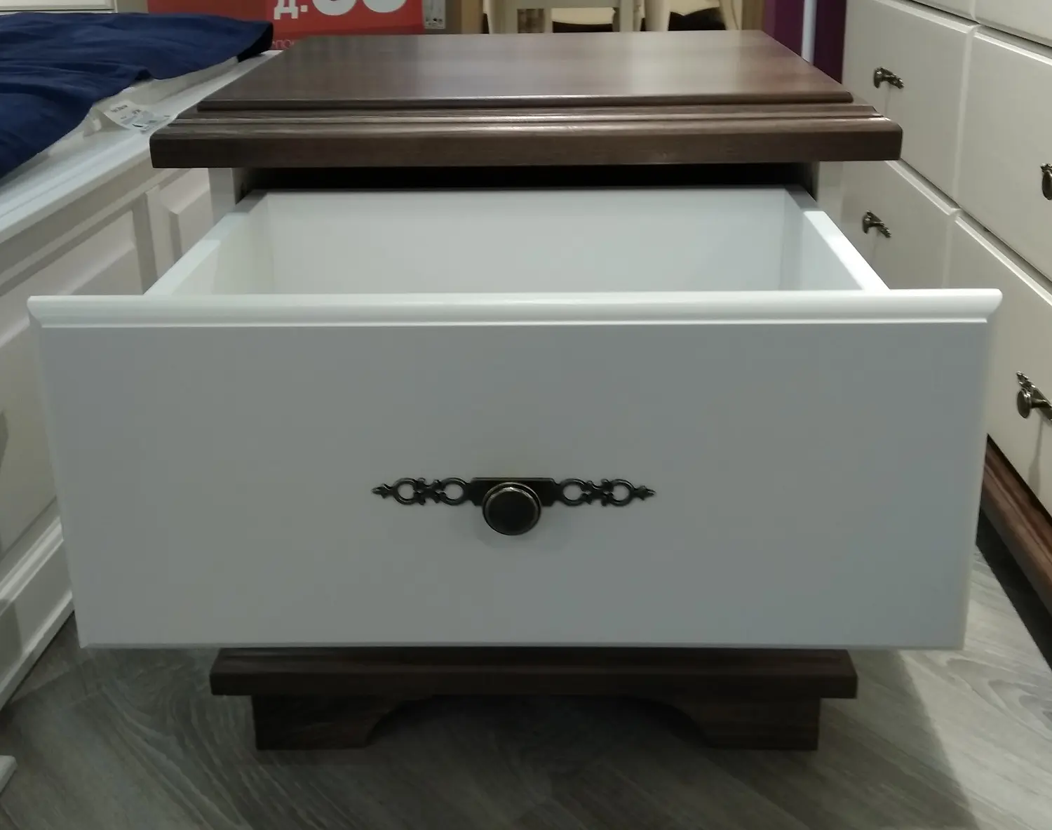 Тумба Брусно-М прикроватная светлая (выставочный образец)