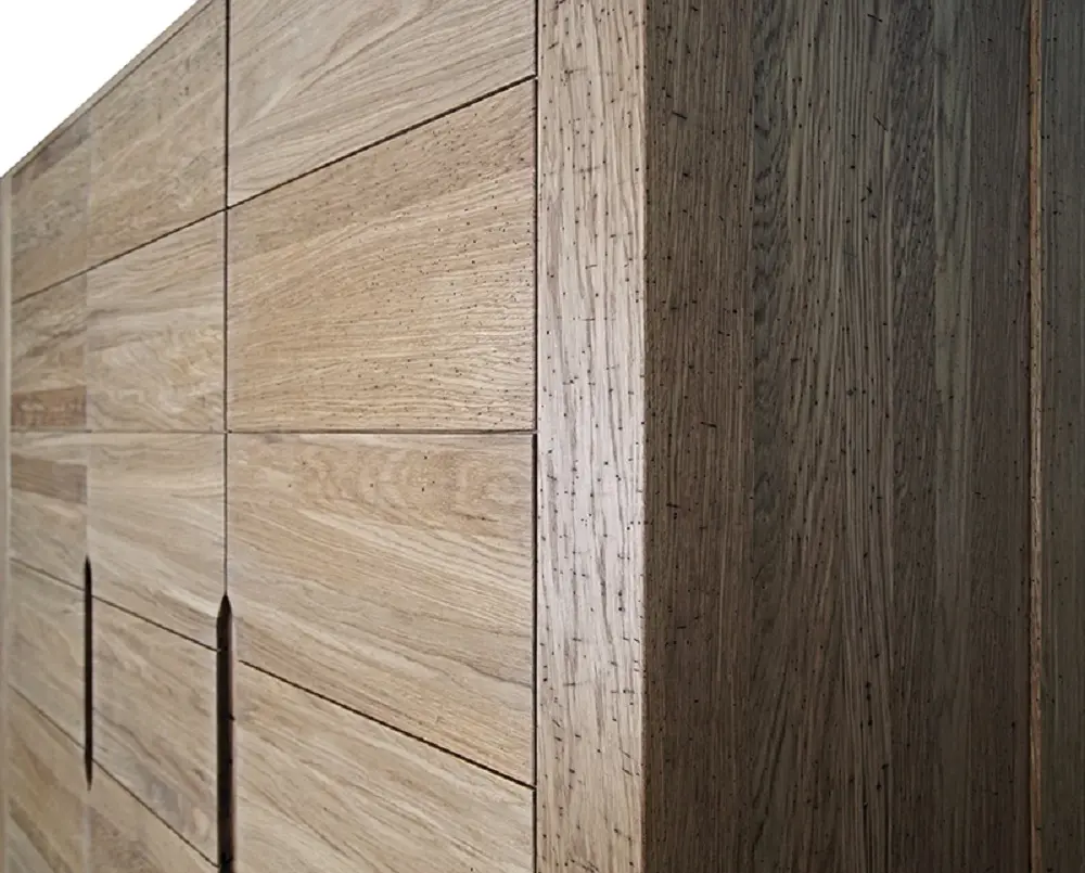 Шкаф 3 створчатый из дуба Рива 3-створчатый