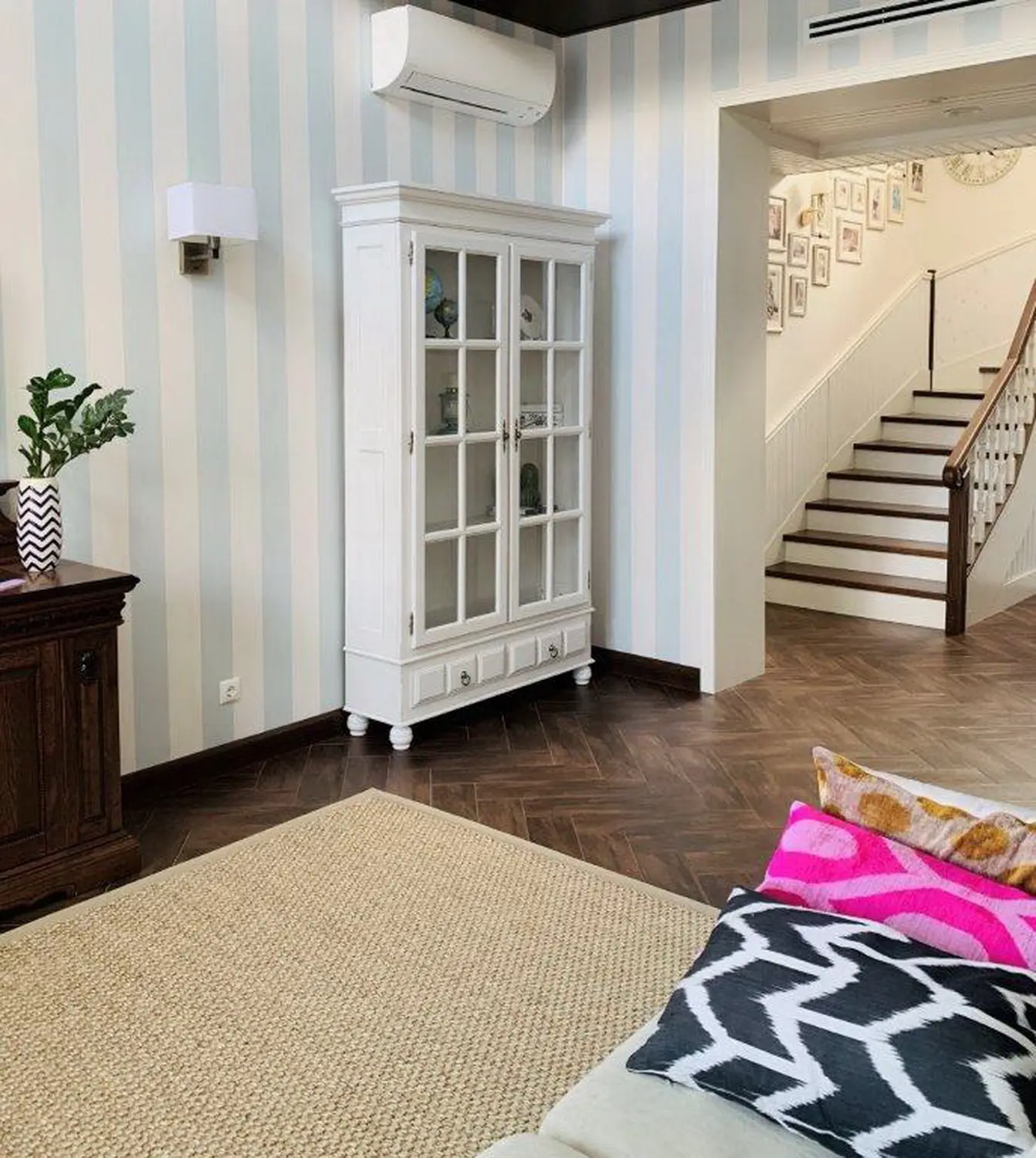 Сервант Бьерт 1-50 сосна