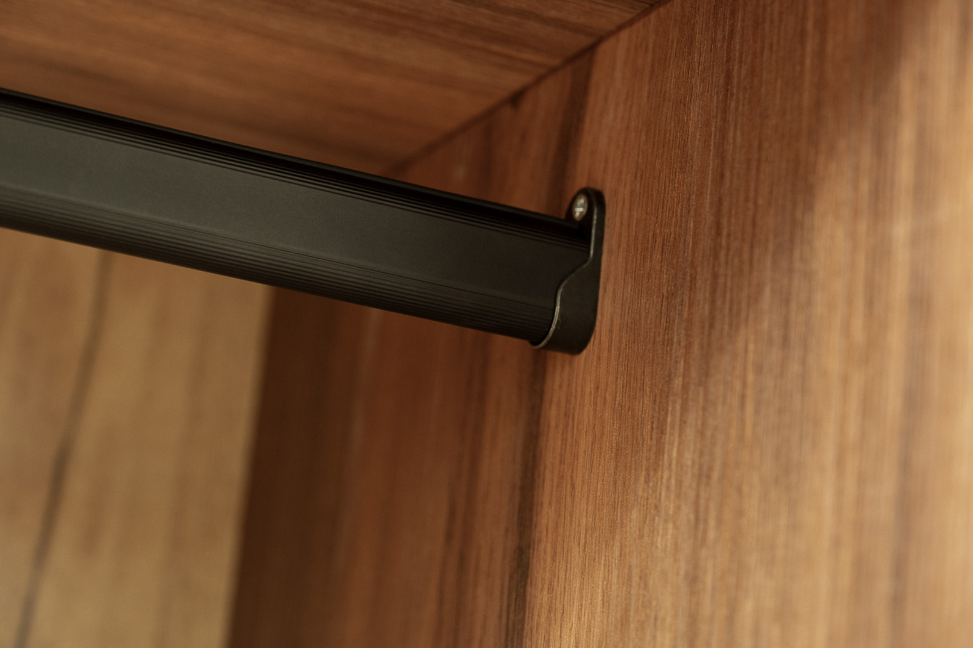 GD-10005-2 Шкаф Alto двухдверный c полками, цвет дуб Барокко, дверцы стекло 100*57*228.5см