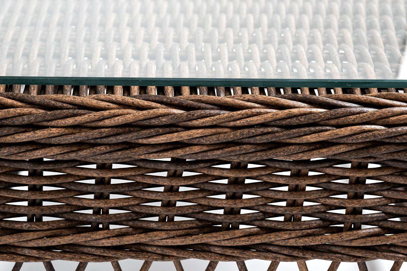 "Грандинелли" стол журнальный из искусственного ротанга, цвет коричневый