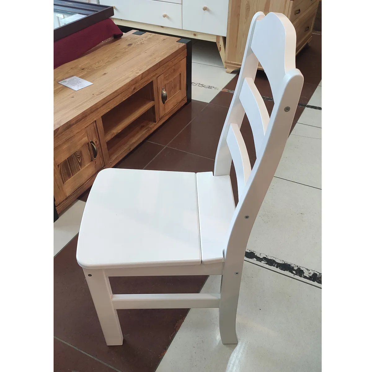 Стул массив сосны Карху белый (выставочный образец)